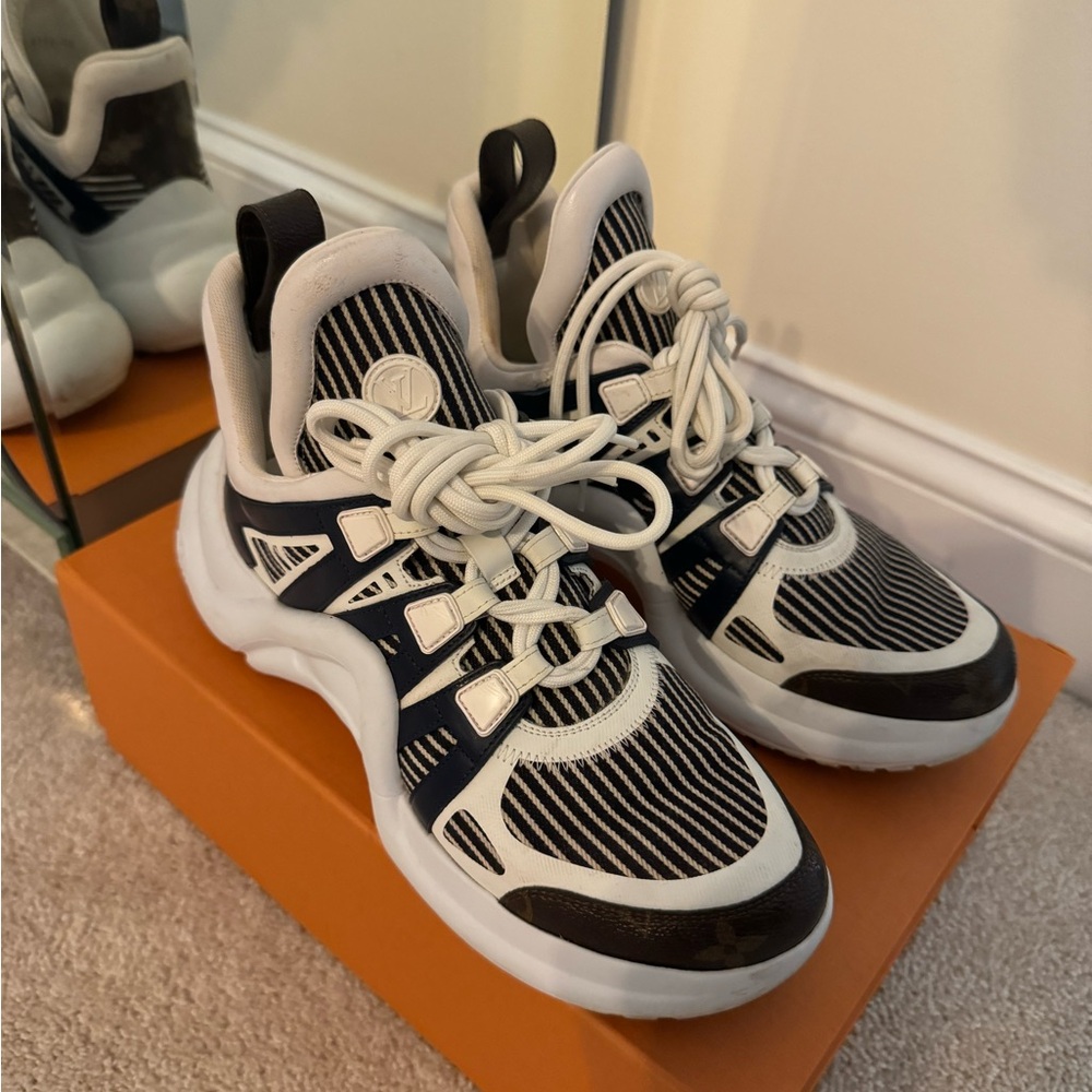 LV archlight sneaker